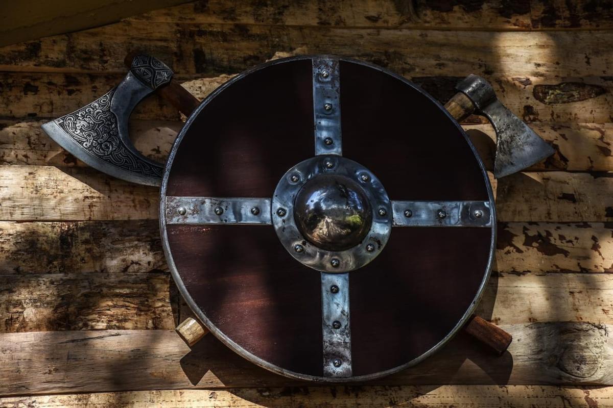 El Descanso De Odin ¡Una Autentica Posada Vikinga! Mataelpino Luaran gambar